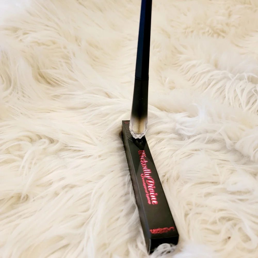 LASplash Wickedly Divine Smudgeproof Eyeliner Color Goblet